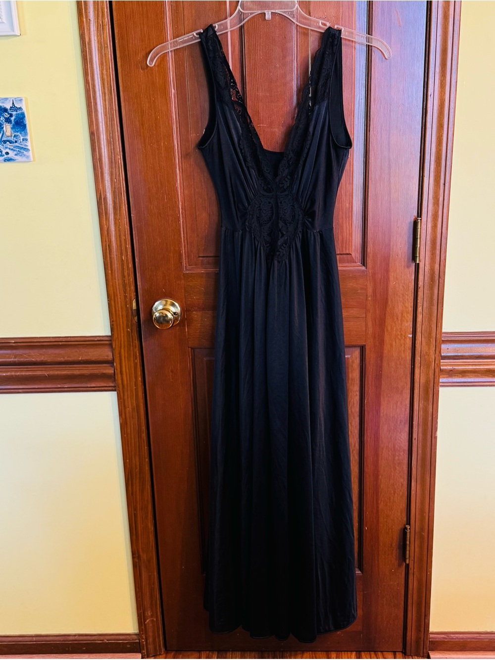 Vintage Olga Black Lace-Detail Maxi Nightgown EUC